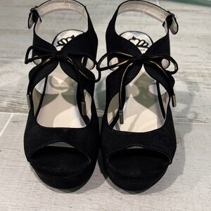 Fergalicious Sexy Black Women's Sandals